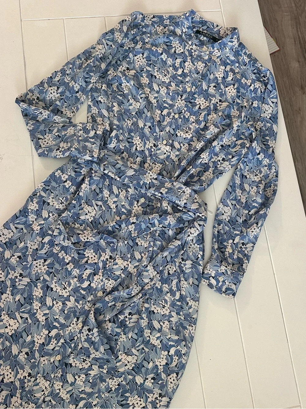 Lauren Ralph Lauren Blue and White Floral Long-Sleeve Dress - Picture 5 of 6